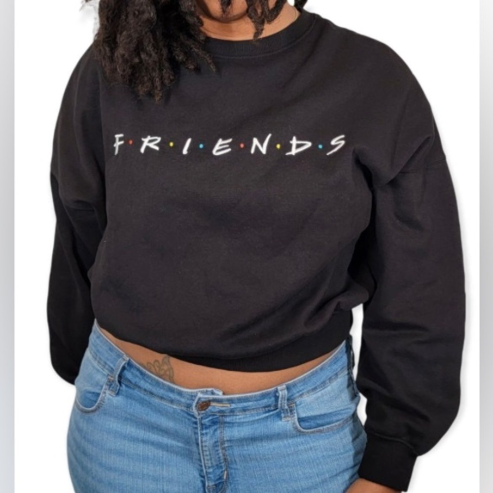 Friends Women's Black‎ Graphic Print Crop Sweatshirt XL